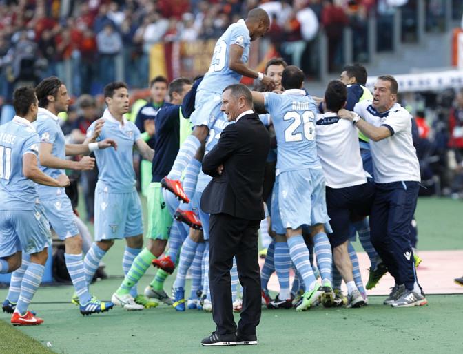 E' finita. Andreazzoli di sasso, la Lazio fa festa, la Coppa Italia  sua. Reuters